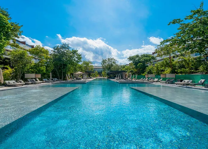 Luxury 2 Bedroom Condo - Infinity Pool At Awa Residences In Playacar, Awa 107
