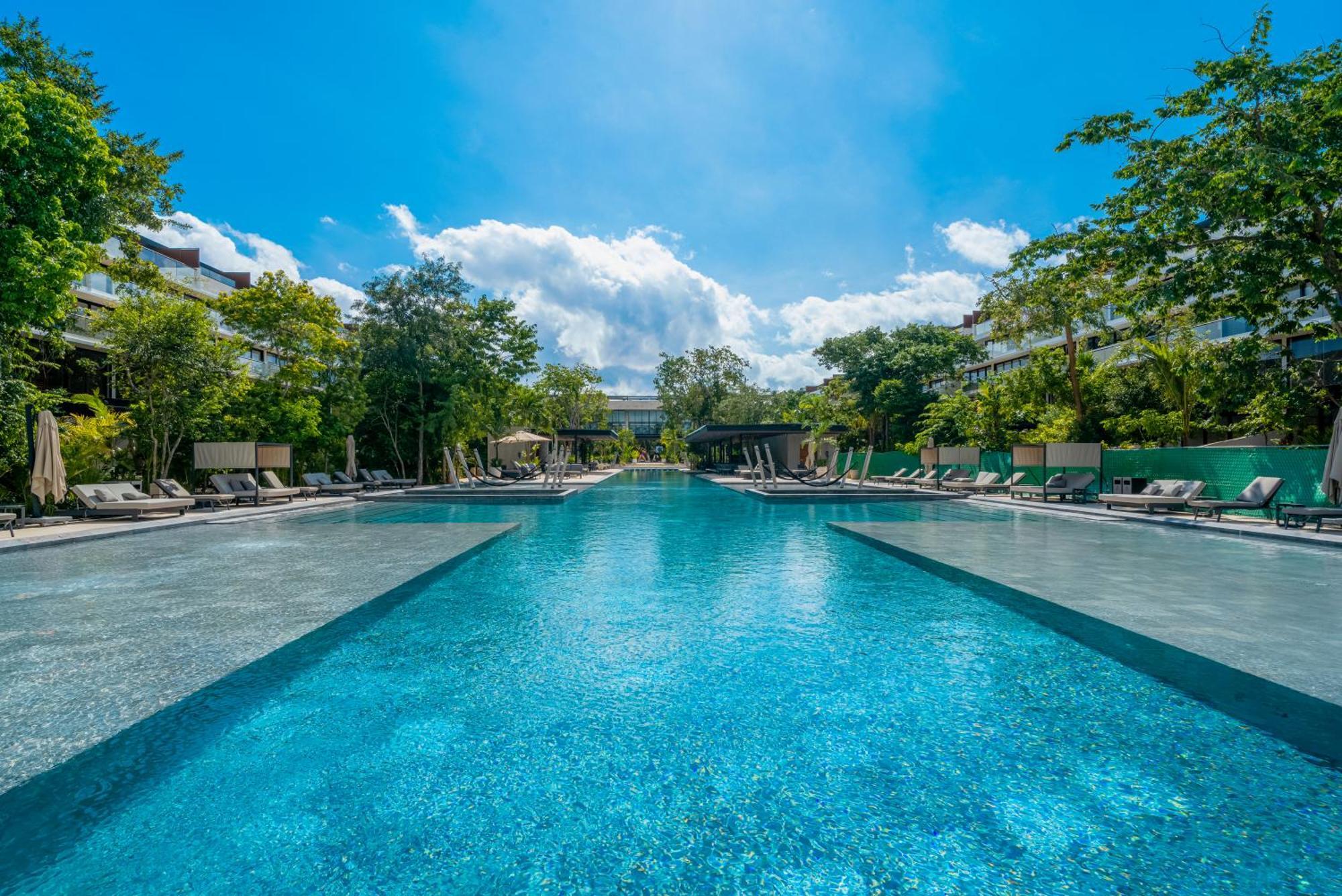 Luxury 2 Bedroom - Infinity Pool At Awa Residences In Playacar, Awa 107 Сasa de vacaciones